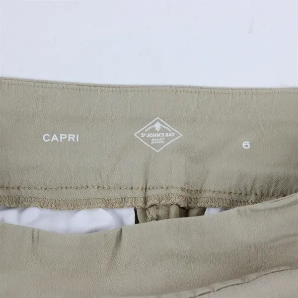St. John's Bay Women's Capri Crop Slender Pants Size 6