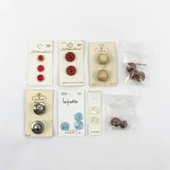 Lot of Mixed Sewing Buttons Vintage Assorted Craft Repair Collectible
