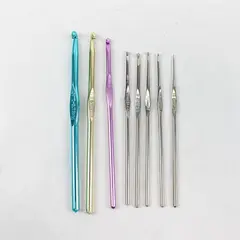 Lot of 8 Crochet Hooks Boye Milward Mixed Brands Used