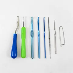 Boye Lot of 8 Crochet Hooks & Accessories Needlework Craft Supply