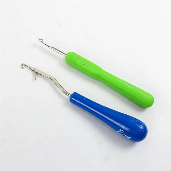 Boye Lot of 8 Crochet Hooks & Accessories Needlework Craft Supply