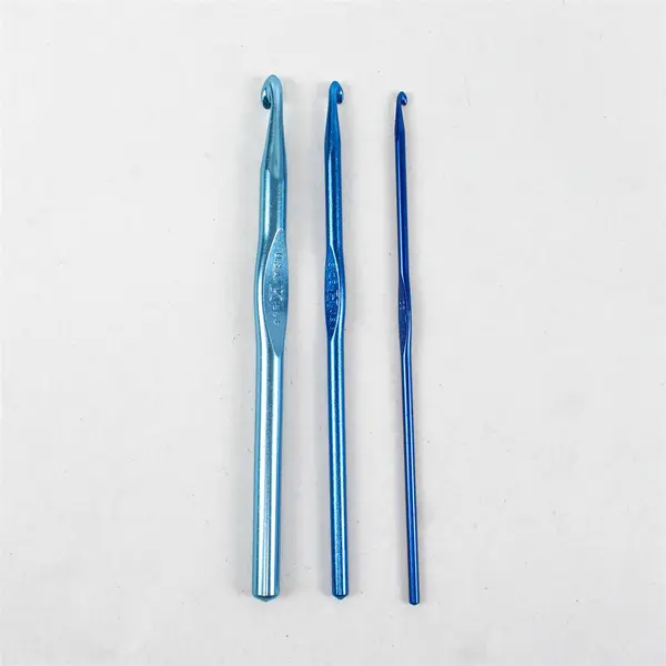 Boye Lot of 8 Crochet Hooks & Accessories Needlework Craft Supply