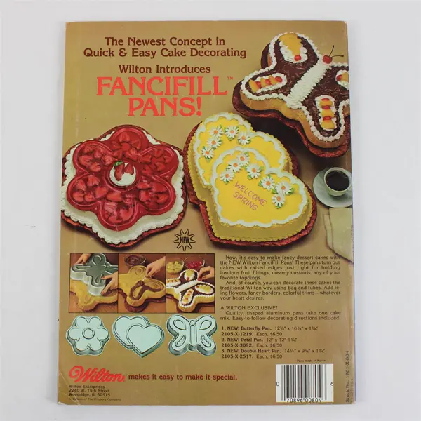 Wilton Yearbook Cake Decorating 1980 Paperback Magazine