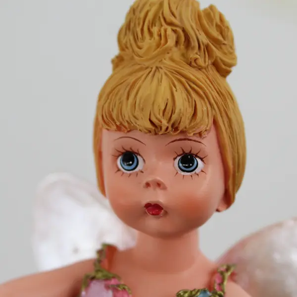 1999 Madame Alexander Classic Collectibles Tinker Bell Figurine 