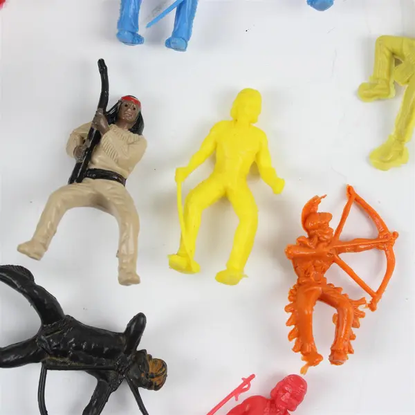 Vtg 1950's Marx Sears Heritage Fort Apache Playset Pieces - 70 Native Americans