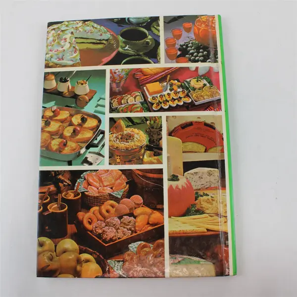 Better Homes and Gardens Snacks and Refreshments 1963 Hardcover Book