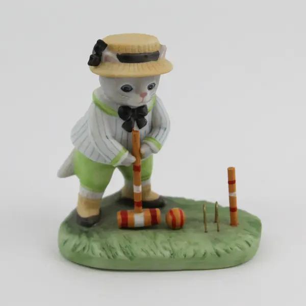 Vintage 1992 Schmid Kitty Cucumber Albert Playing Croquet Figurine