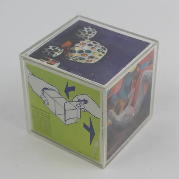  Vintage Acrylic Photo Cube Block Frame 1970's Holds 6 Pictures Original Inserts