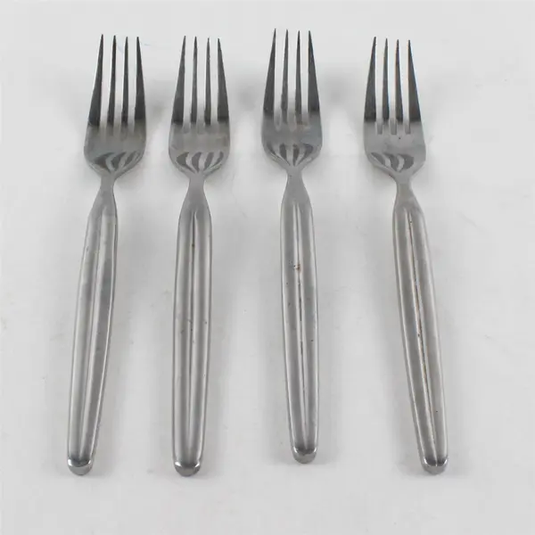 Lot of Four Stainless Dinner Forks By International in the Pattern INS402