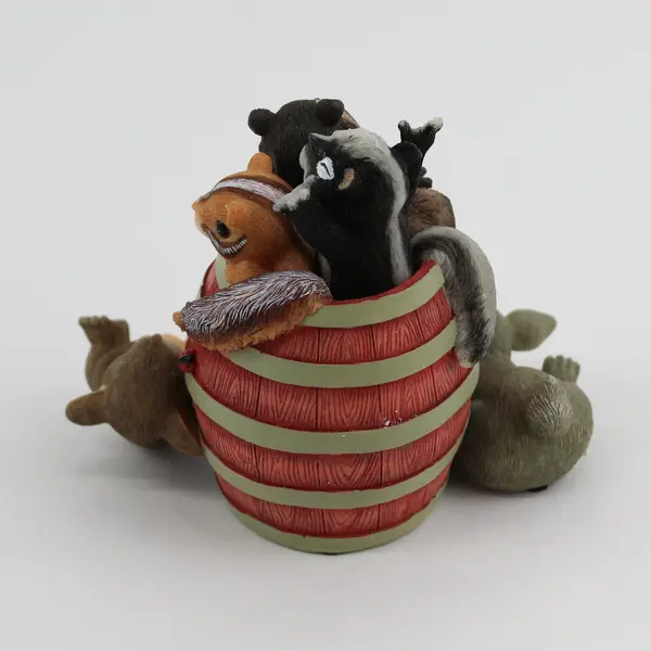 2004 Fitz and Floyd Charming Tails Our Friendship Is A Barrel Of Laughs Figurine
