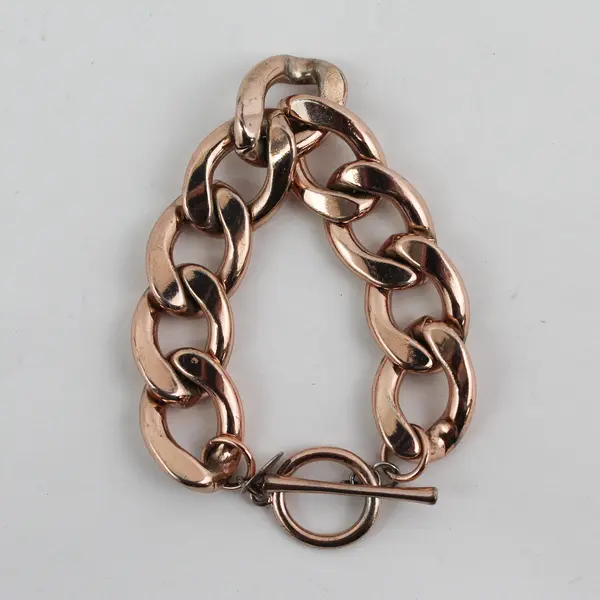 Lovisa Rose Gold Copper Tone Chain Link Toggle Bracelet Signed 8in