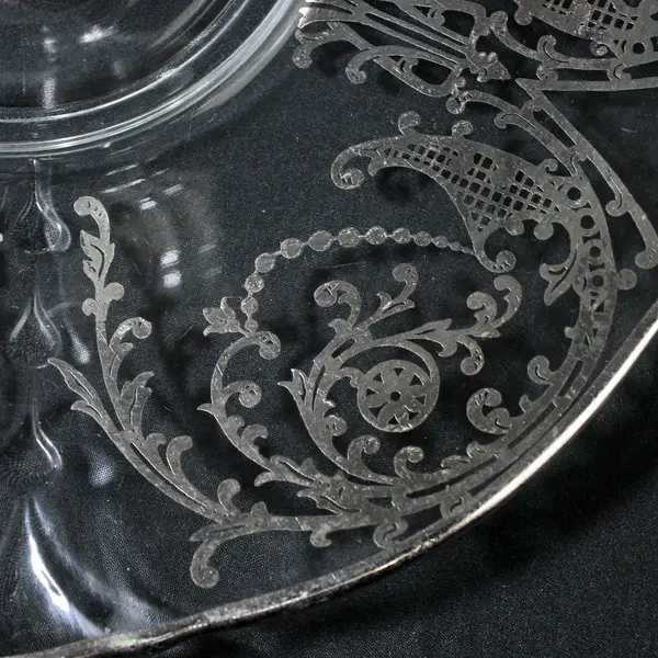 Vintage Silver Overlay Glass Tidbit Tray With Center Handle 11"