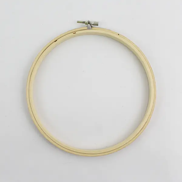 Lot of 4 Circular Wooden Embroidery Hoops 5"-7"