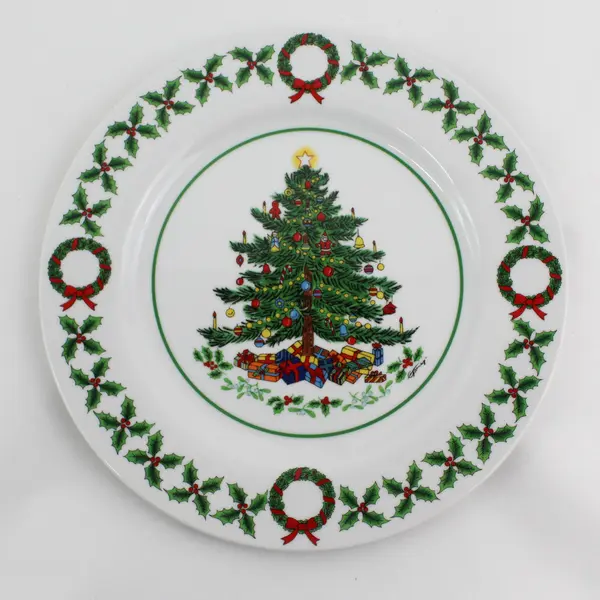 1985 Vintage Artmark  Christmas Tree Design Dinner Plate 10-1/4"