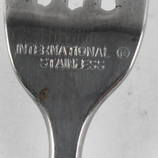 Lot of 4 Stainless Dinner & Salad Forks By International in Pattern INS402
