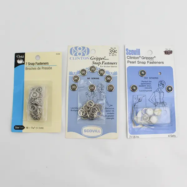 Lot of 8 Dritz Prims Scovill Vintage Mixed Sewing Fasteners Hooks Snaps