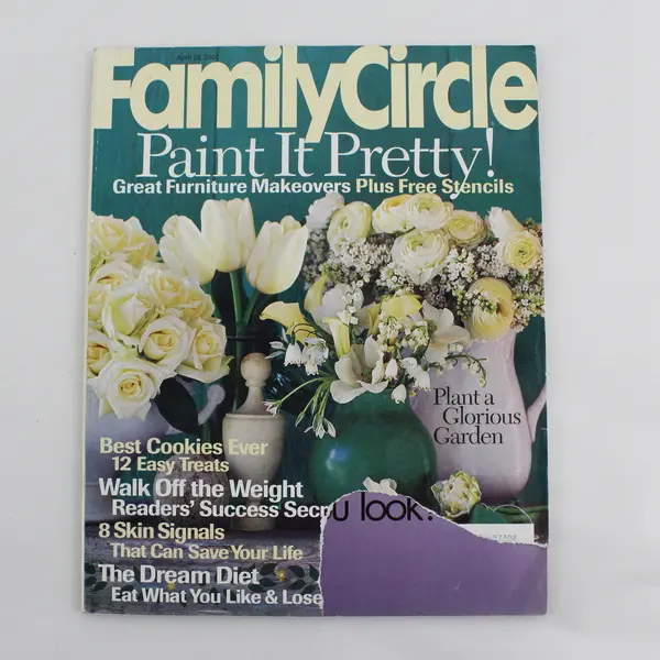 Lot of 2 Family Circle Magazines April 23rd & November 1st 2002 