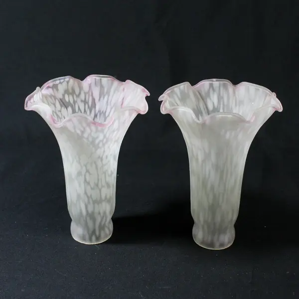 Lot of 2 Replacement Lily Shaped Lamp Globes White Speckled With Pink rims