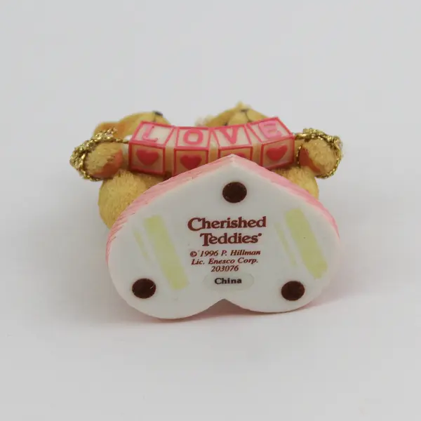 1996 Enesco Priscilla Hillman Cherished Teddies LOVE 203076