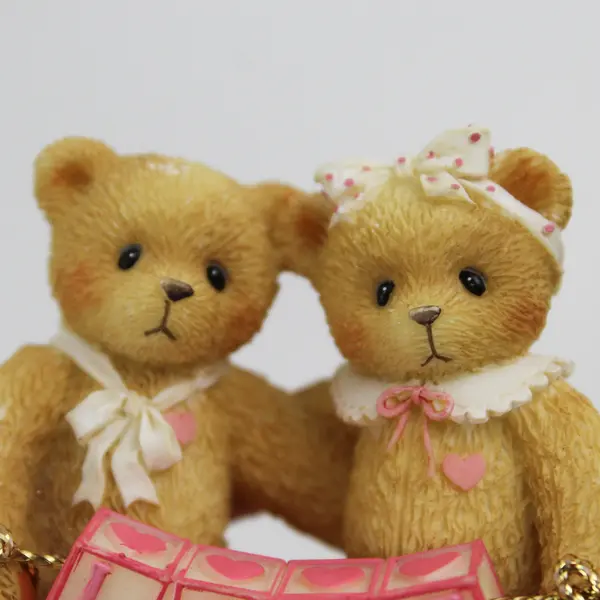 1996 Enesco Priscilla Hillman Cherished Teddies LOVE 203076