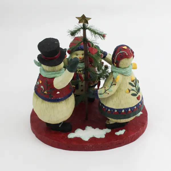 Demdaco Snowfamily W/Tree 12035 Christmas Figurine