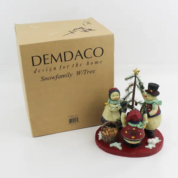 Demdaco Snowfamily W/Tree 12035 Christmas Figurine