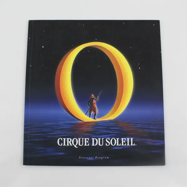 Cirque du Soleil O Souvenir Program Booklet Las Vegas