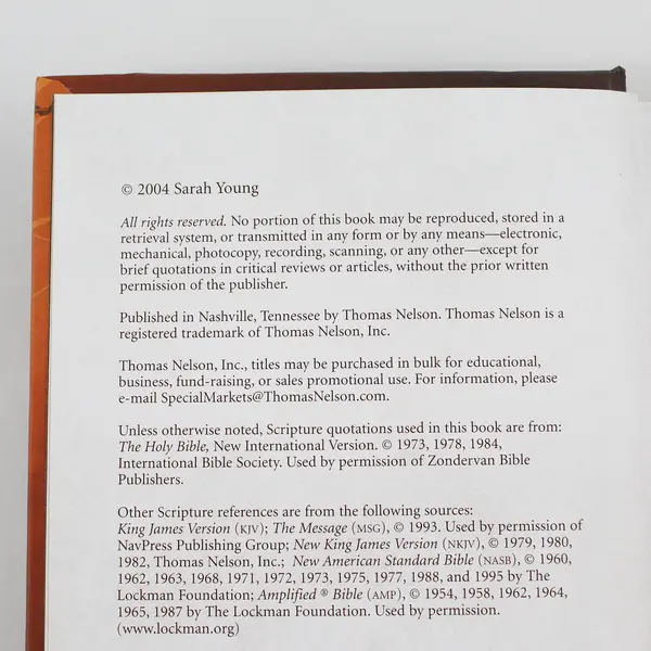 Jesus Calling Enjoying Peace in His Presence Sarah Young Devotions 2004 HC