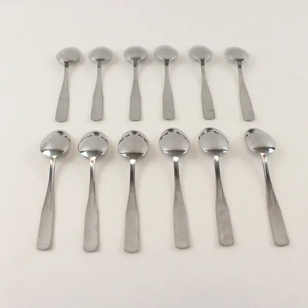 Lot of 12 Cambridge Silver Madison Pattern Stainless Steel Teaspoons 6" L 4" HDL