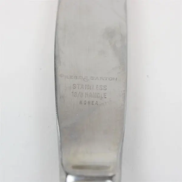 4 Reed & Barton Mandolin Dinner Knives Stainless 18-8 Handle