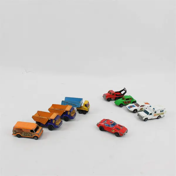 Lot of 10 Die Cast Cars & Trucks Vintage Manufacture Toy Vehicles