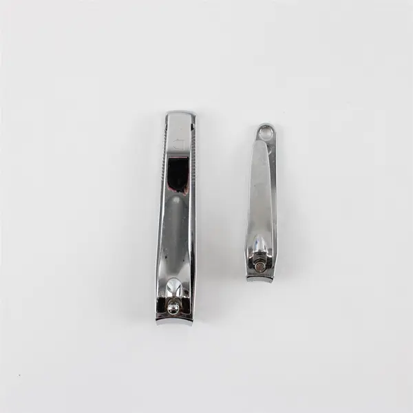 Lot of 5 Manicure Grooming Tools 2 Tweezers 3 Clippers - Mixed Brands