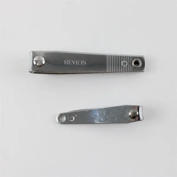 Lot of 5 Manicure Grooming Tools 2 Tweezers 3 Clippers - Mixed Brands