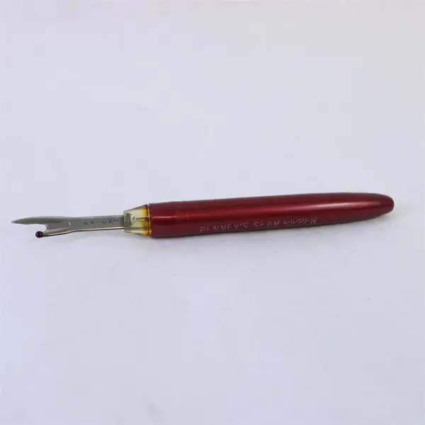 Lot of 6 Sewing Tools Seam Rippers Tweezers Clippers