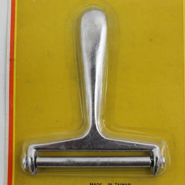 Vintage New In Package 3" Cast Aluminum Cheese Slicer Taiwan Roller