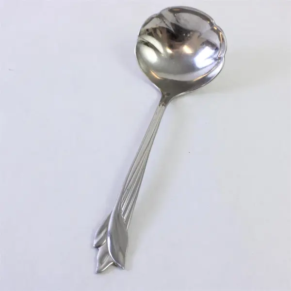 Oneida Leander Stainless Steel Gravy Ladle 8in