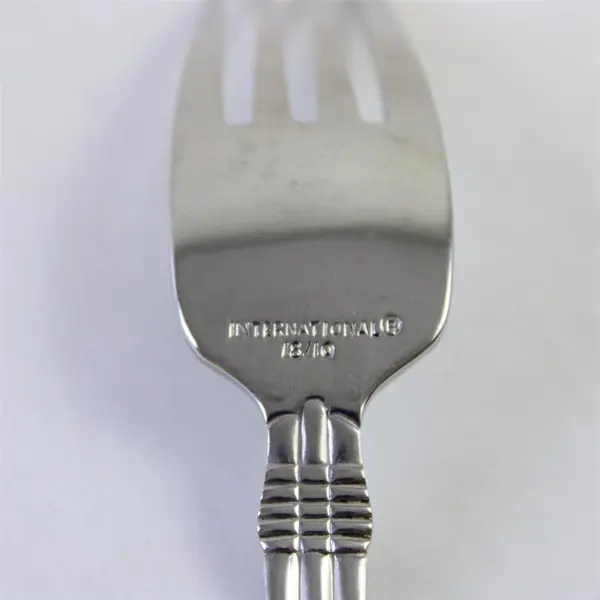 International 18/10 INS453 Odyssey Stainless Steel Dinner Fork 8"