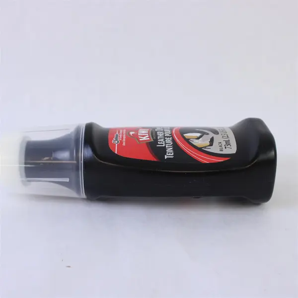 KIWI Leather Dye Black 2.5 oz Bottle w Sponge Applicator