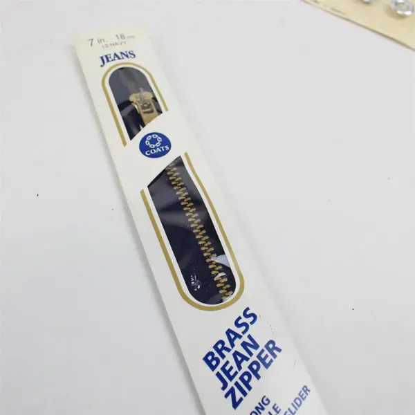 Lot of 4 Sewing Accessories Boye Dritz Coats Zippers Eyelet Snap Fasteners