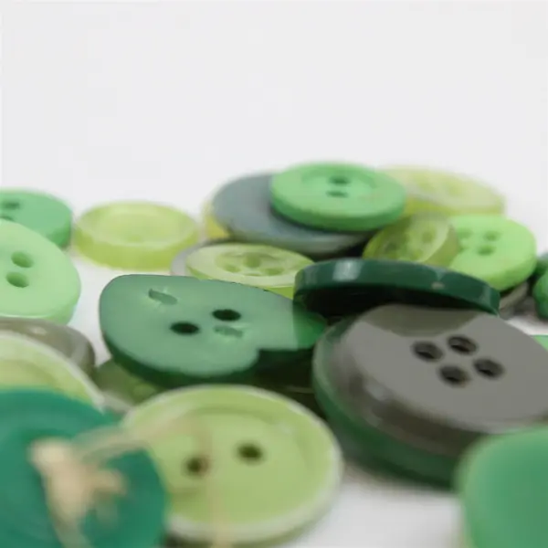 Lot of Green Buttons Assorted Sizes Shapes Sewing Craft DIY