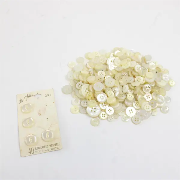 Le Chic Lot of Off-White Sewing Buttons Crafts Repair