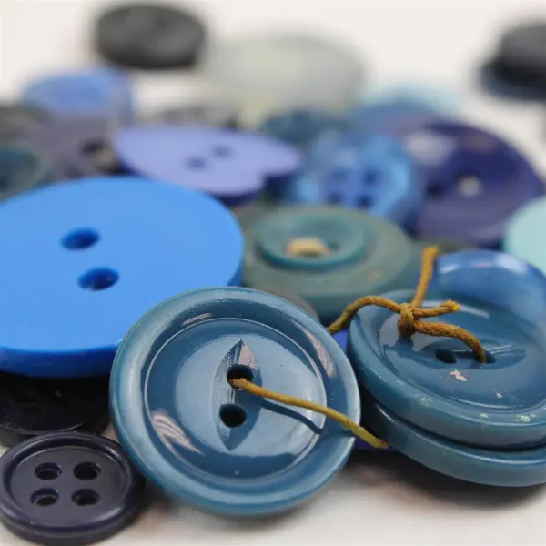 Lot of Assorted Blue Buttons Sewing Crafting Repair Pre-Owned