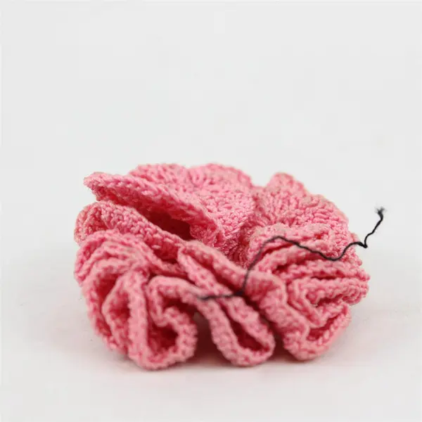 Lot of 10 Sewing Craft Accessories Crochet Applique Frog Buttons Garter Clips