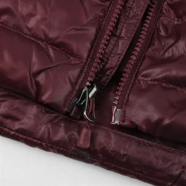 The North Face Burgundy Zip-Up Puffer Jacket Men's XXL FLAWED