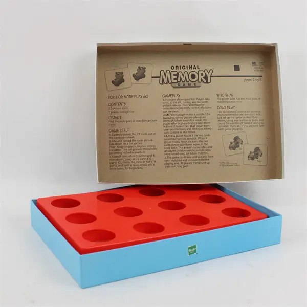 Vintage 2001 Milton Bradley Original Memory Game