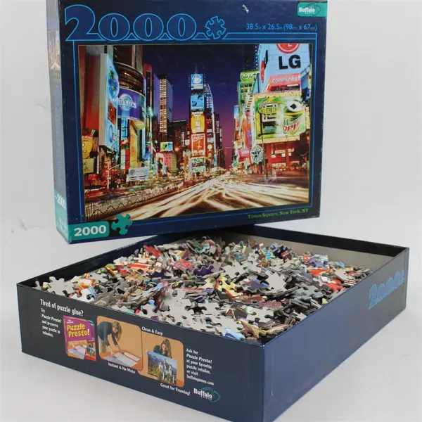 Buffalo Games Times Square 2000 Pc Puzzle 38.5x26.5 New York NY