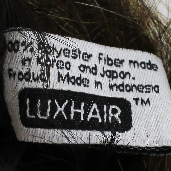 Luxhair Light Blonde Bob Synthetic Wig Short Layered Brown Highlights