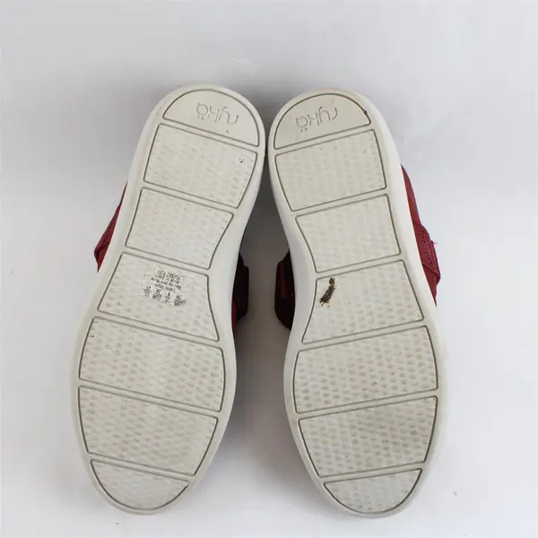 Ryka Red Ascend Puff Fleece Lined Water Repellent Fashion Sneakers Womens Sz 9M