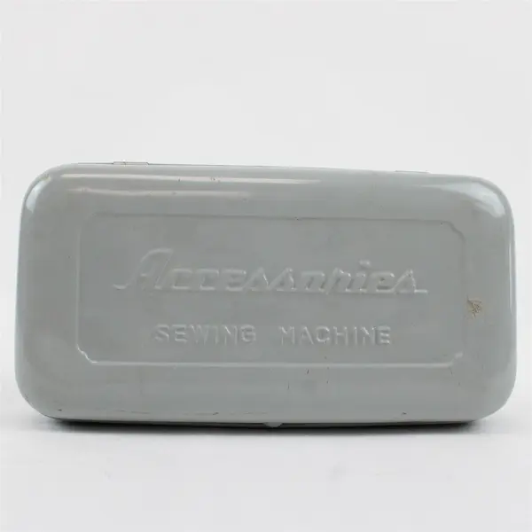 Singer Sewing Machine Accessories Lot Buttonholer Presser Foot Tin Case
