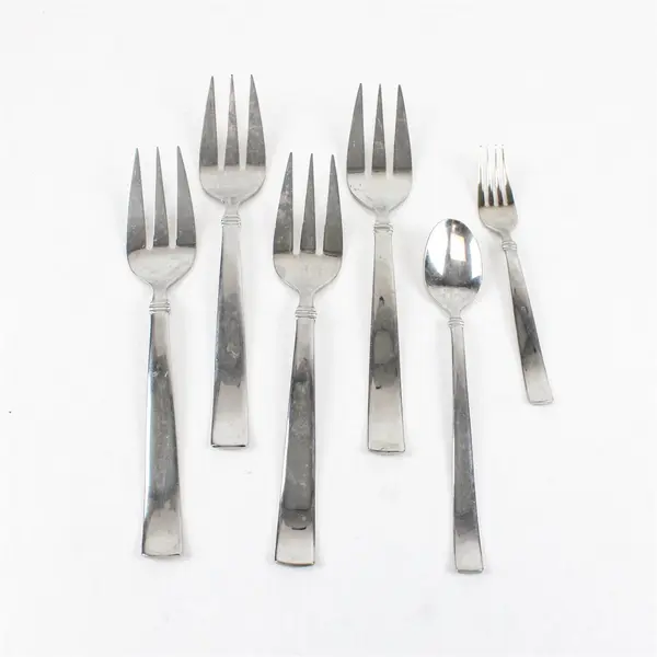 Lot of 6 Reed & Barton Heritagemint Regent Stainless Flatware Pieces Forks Spoon